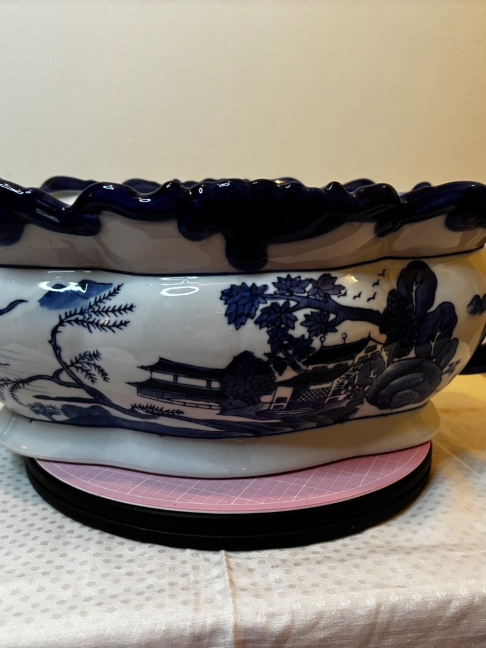 VINTAGE Bombay Foot bath/Planter